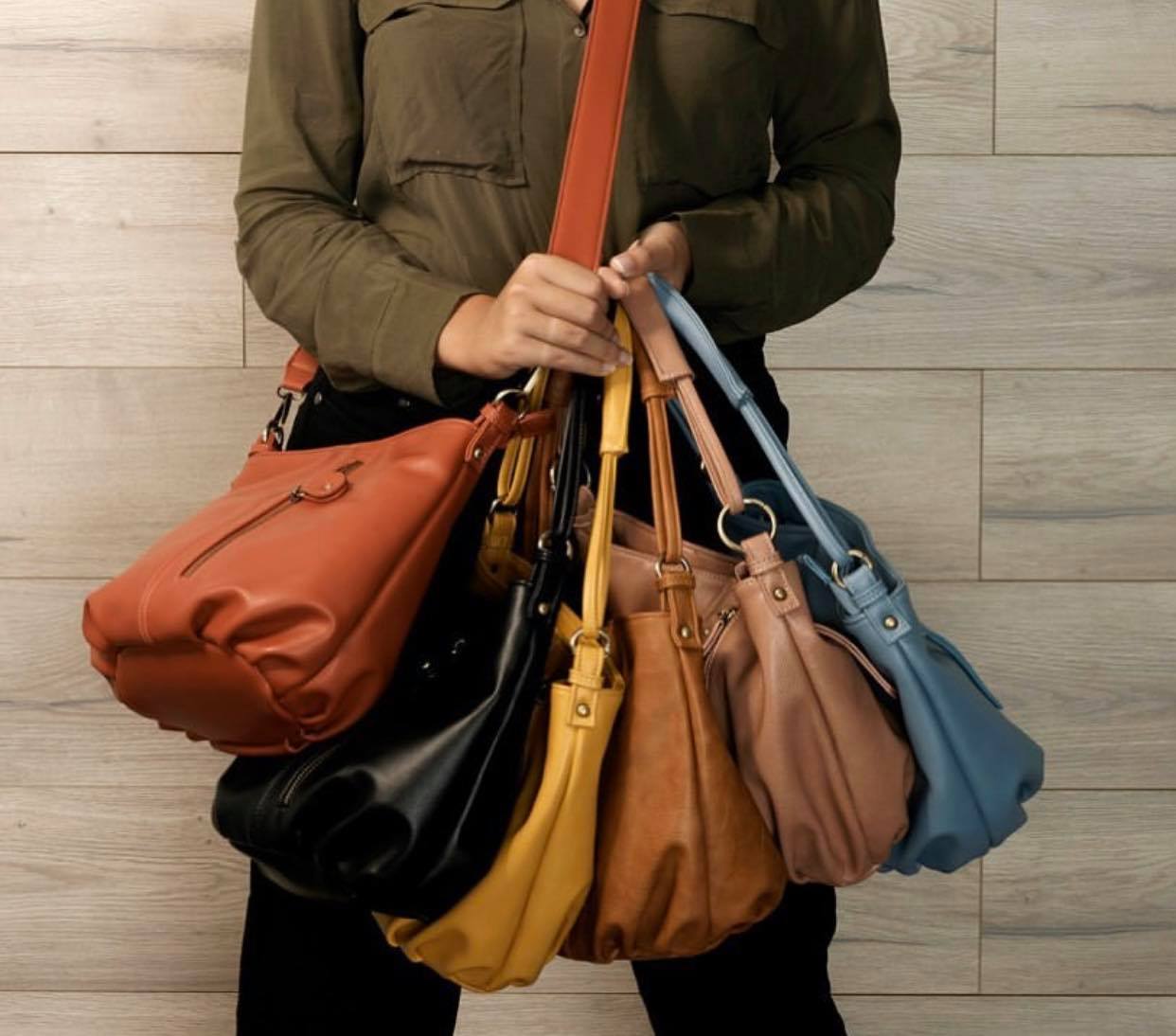 Handbags & Wallets