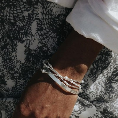 Petals- Pearl Drop Bracelet