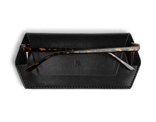 Load image into Gallery viewer, Fox &amp; Leo Glasses Case - Black
