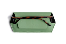 Load image into Gallery viewer, Fox &amp; Leo Glasses Case - Sage
