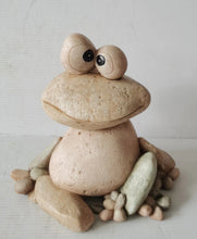 Load image into Gallery viewer, Stone Finish Frog Small 

