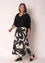 Aloura Skirt In Cream [siz:l]