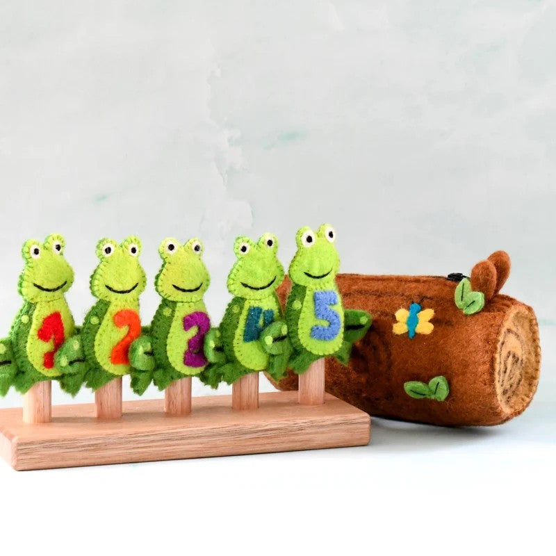 5 Little Speckled Frogs With Log Bag