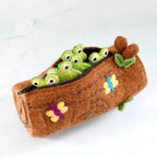 5 Little Speckled Frogs With Log Bag