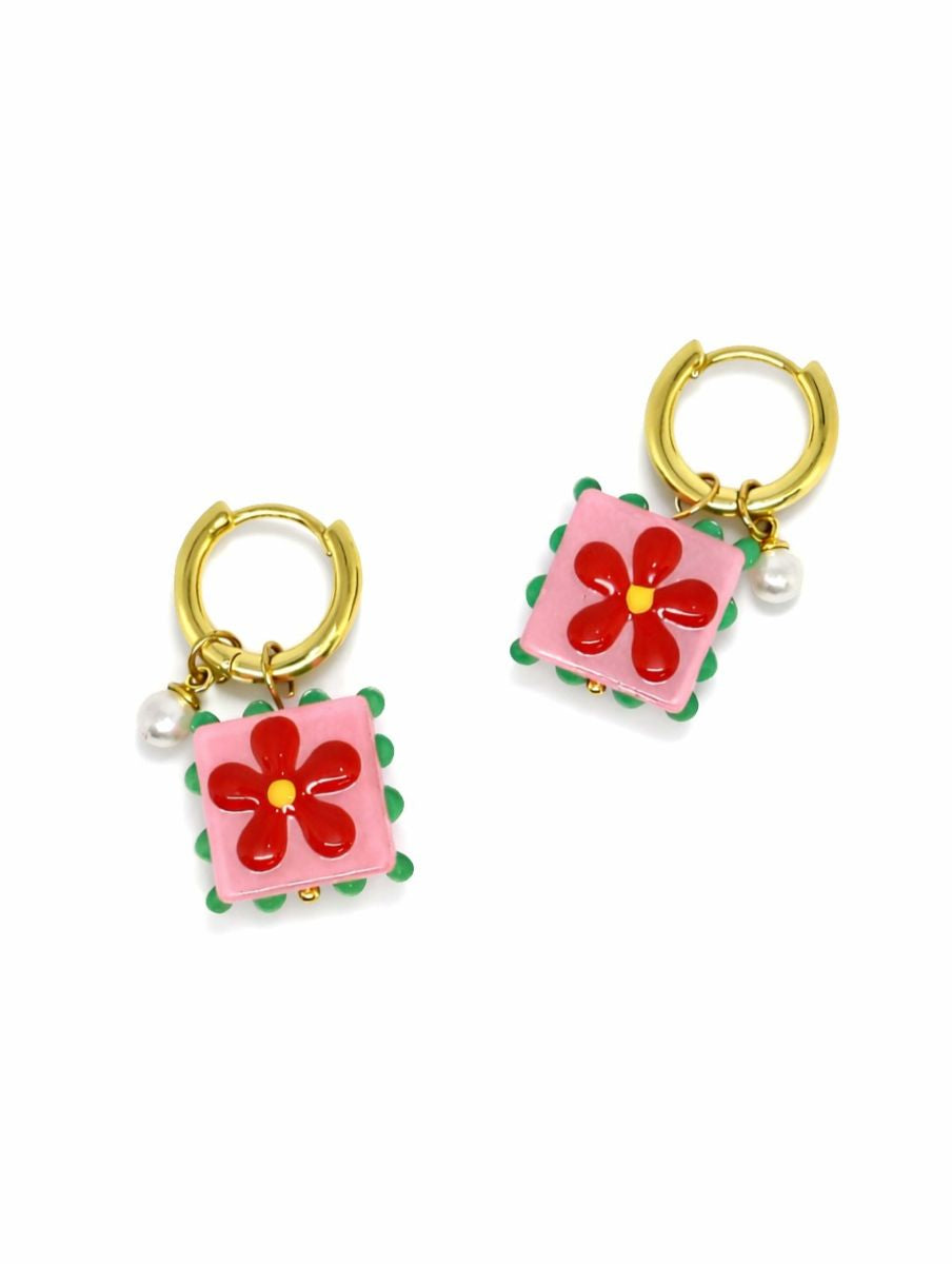Earrings Tile Huggie Painted Flower [col:pink]