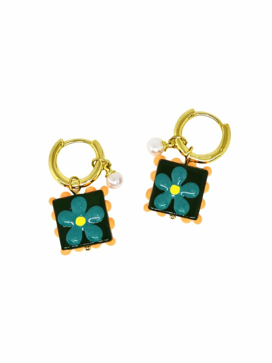 Earrings Tile Huggie Painted Flower [col:green]