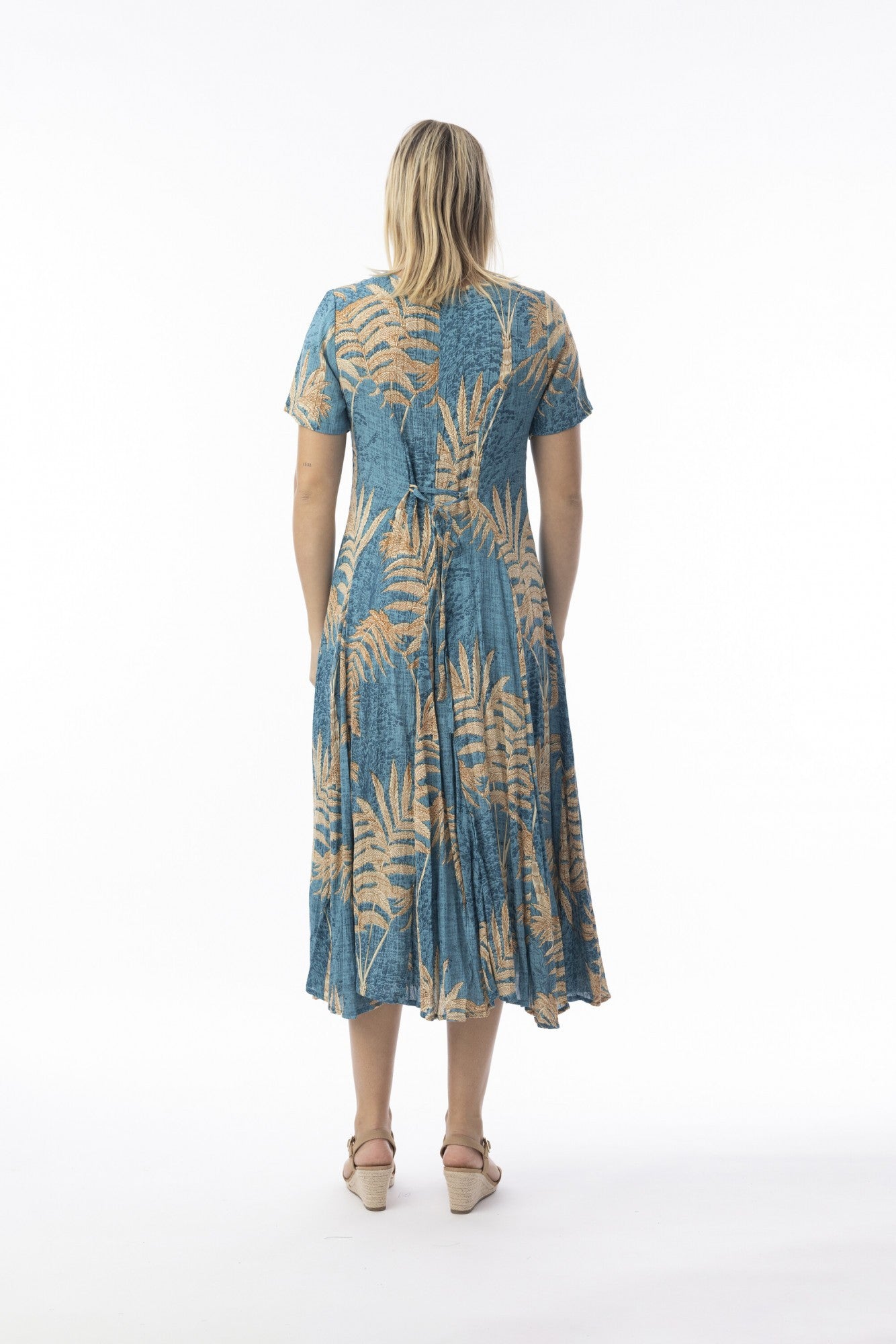 Ponta Verde Dress Godet Short Sleeve [siz:small]