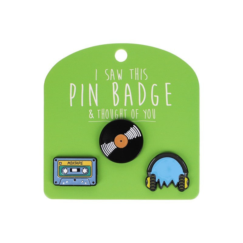 I Saw This Pin Badge [des:music]