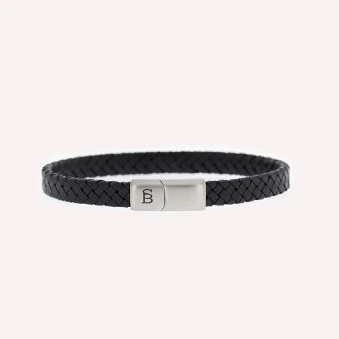 Riley- Black 