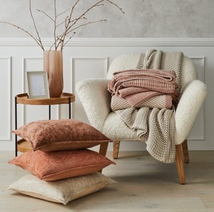 Aster Throw - Dusty Pink