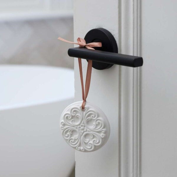 Lonicera Sceanted Ceramic Disc- Japanese Honeysuckle 
