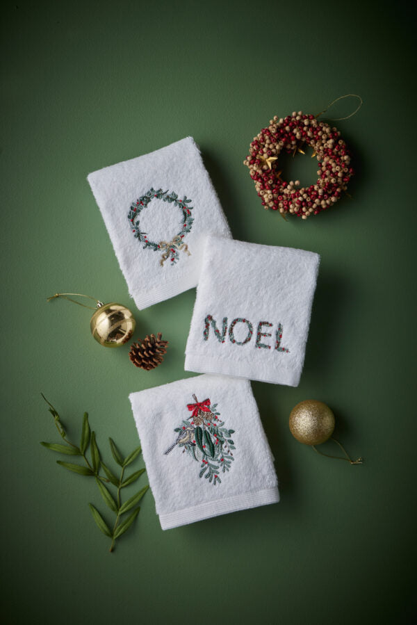 Christmas Hand Towel [des:evergreen]