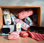 Glasses Case & Cleaning Cloth [des:white Cockatoo]