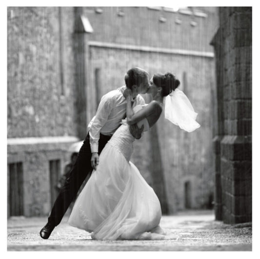 Card - Newlywed Couple Kissing In The Rain