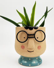 Load image into Gallery viewer, Planter Boy Sand

