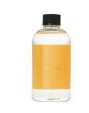 Load image into Gallery viewer, Moss St Refill - Blood Orange 
