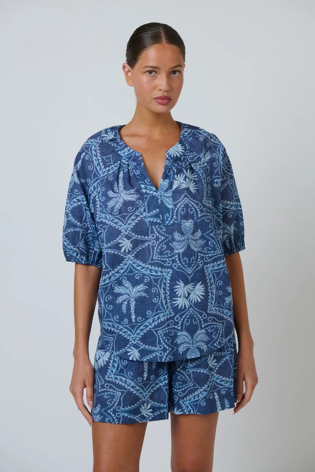 Namastai Branching Out Blouse [siz:m/l]