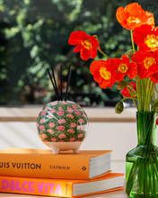Load image into Gallery viewer, Moss St. Iris &amp; Oud Ceramic Diffuser 100ml
