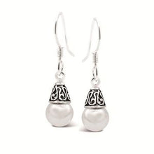 Load image into Gallery viewer, Ball Filagry Sterling Silver Earrings
